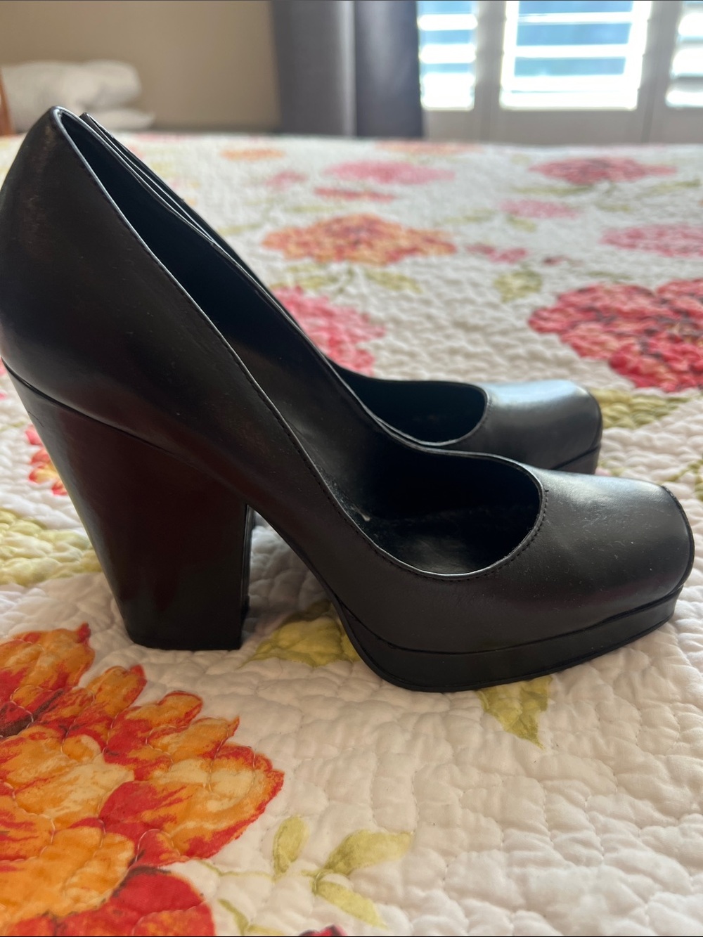 Boutique 58  Women's Black Leather Ballet Square Toe Pumps Heels Shoes